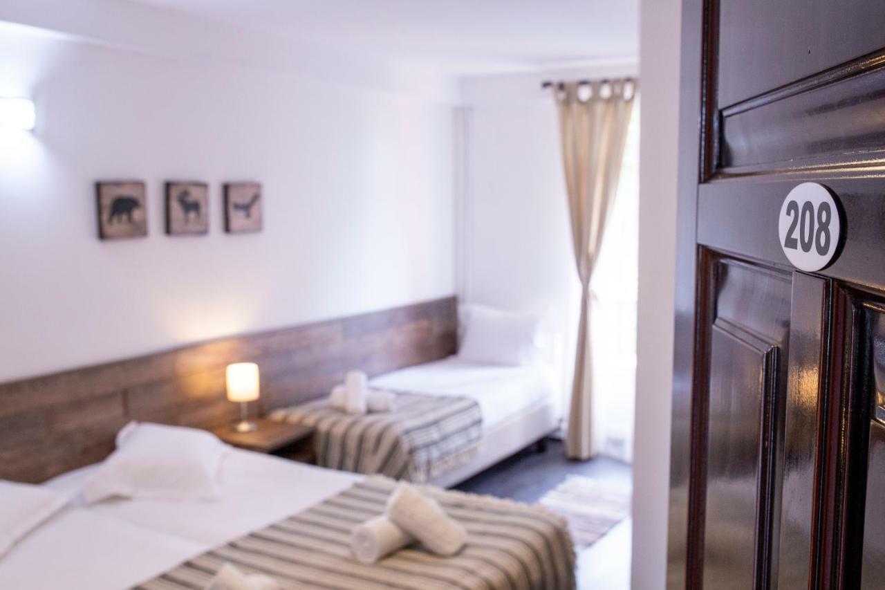 Hotel Floare De Colt Manastirea Humorului Luaran gambar